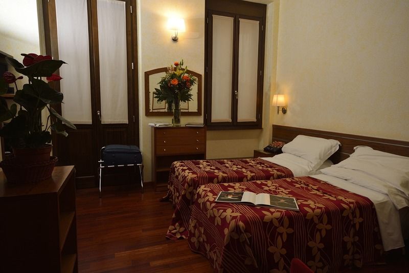 Ariosto Hotel Milano Ngoại thất bức ảnh