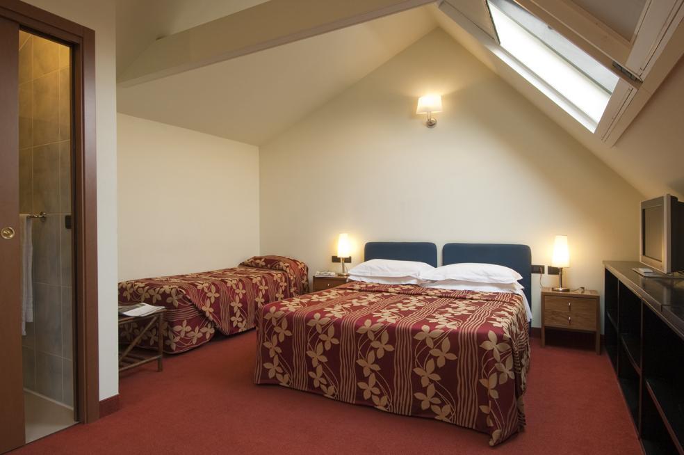 Ariosto Hotel Milano Ngoại thất bức ảnh