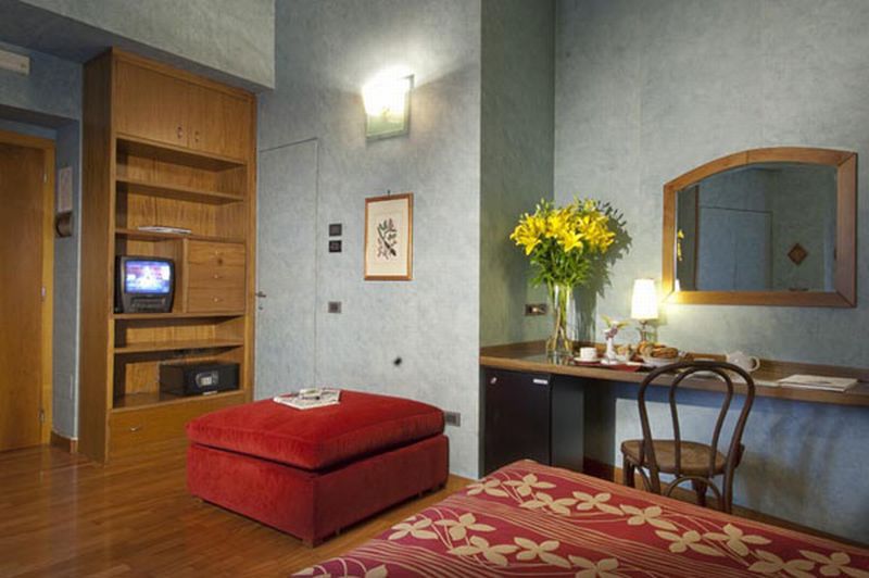 Ariosto Hotel Milano Ngoại thất bức ảnh